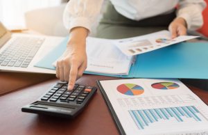 Por que ter um contador para ajudar na folha de pagamento é importante para a sua empresa?